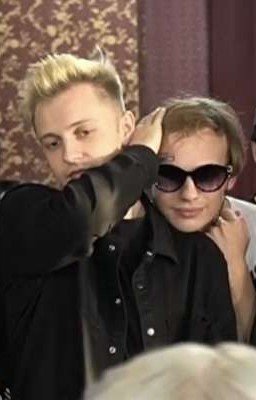 В кабинете у директора..