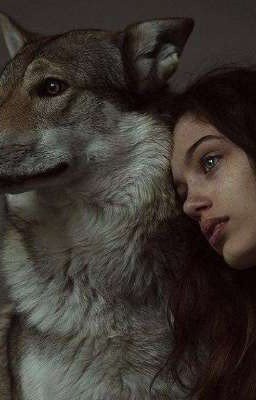 Всеми отвергнутая 