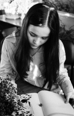 Ускорение свободного падения. Сборник стихотворений.