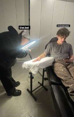 она - мой тату мастер