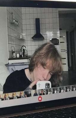 Первая любовь- хуевые отношения