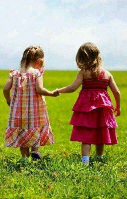 Не лёгкая жизнь подруг