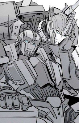 Он старше меня...