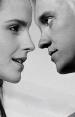 ДВА БОКАЛА СО СЛИВОЧНЫМ ПИВОМ 🍻