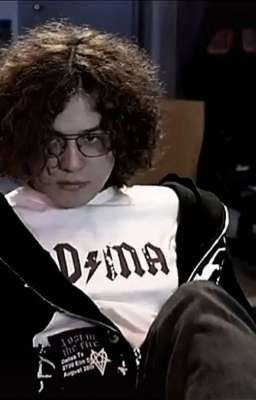 выпускной, ты в красивом платеце..