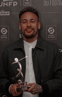 Модель и Известный футболист 18+