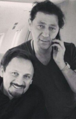 Дуэт или,что то большее?