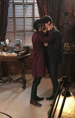 Больно. Очень больно