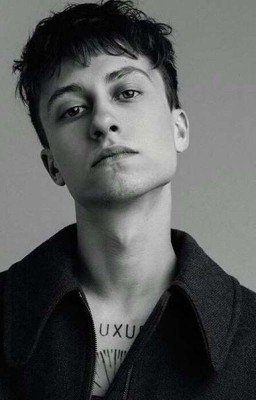 Глаза цвета Совиньон