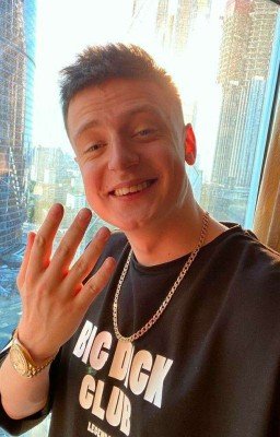 Я все придумал, дура! 