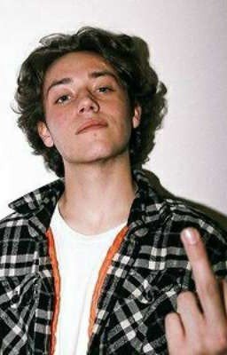 катись к чёрту, Карл Галлагер