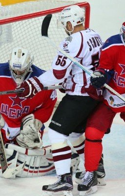 Хоккей-это любовь.