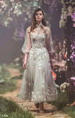 Название по умолчанию - Напишите собственное название истории