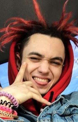 Жизнь течет 