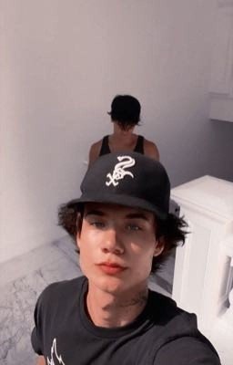 1 глава (о героях)