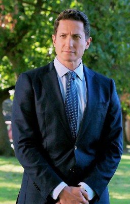 Любовь капитана Полиции.