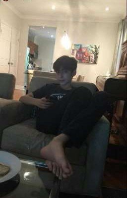 ///Эйдан Галлагер/// (ЗАМОРОЖЕН)