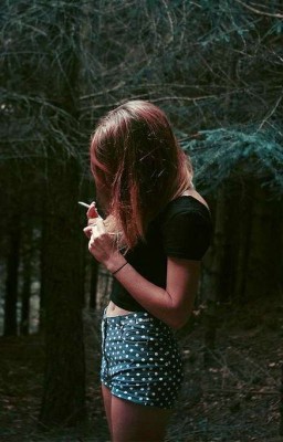 Новенькая.