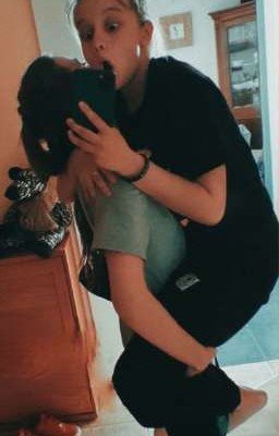 Любовь или ненависть? / Лиза и Ира /