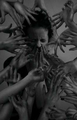 Что то нечто в моём шкафу. 