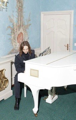 Капля мёда в бочке дёгтя