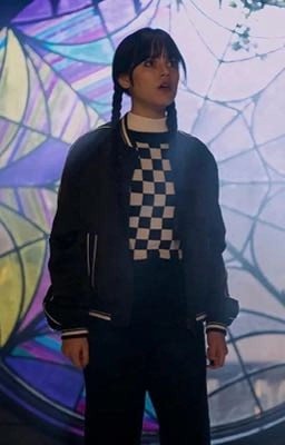 Подруга Уэнсдей 