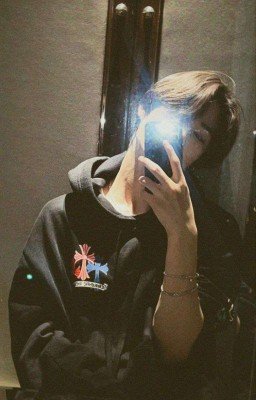 Парень которого я полюбила через экран. 