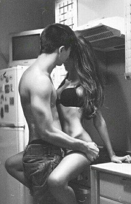 Кто Ты И Кто Я?ТЫ ОБЫЧНЫЙ ИДИОТ КОТОРЫЙ ЖИВЕТ НА ПАПОЧКЕ!А Я Пуля Ф 1