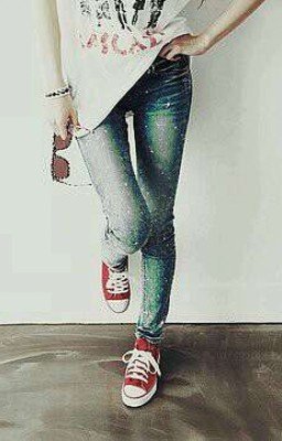 Она дерзкая стерва...