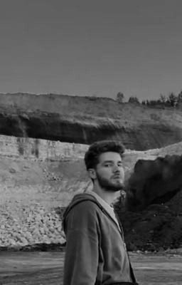 Твоя любовь манит/Влад Куертов/