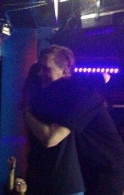 даниззка/его горячие поцелуи.