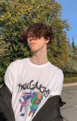 Дилблин и т/и. Если хотите, почитайте фанфик про никоглая.