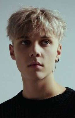 странная любовь.. 