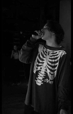 kissing in the moonlight [uglystephan]