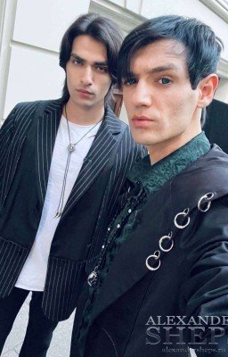 а ты всё так же прекрасна как на той фотке:)