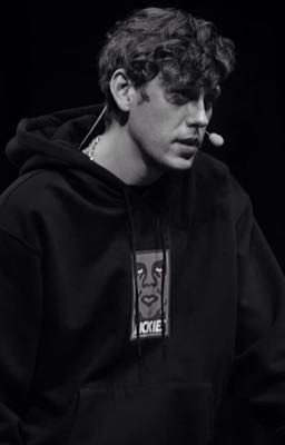 Дружба утонула в любви 