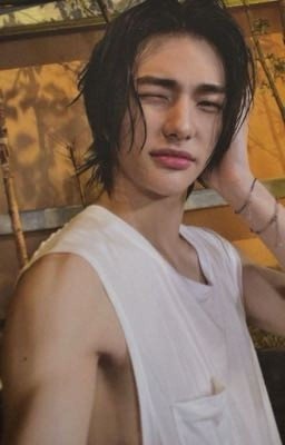 мой лучший друг хван хенджин...