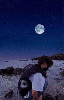 Лунный мальчик*⁠.⁠✧..