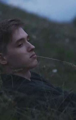 Одинокое красивое черное сердце