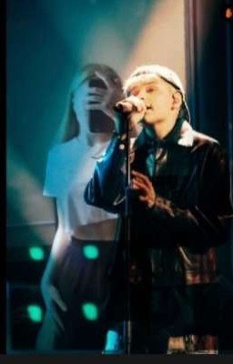 Я всё отдам, лишь бы прикоснуться к твоим губам