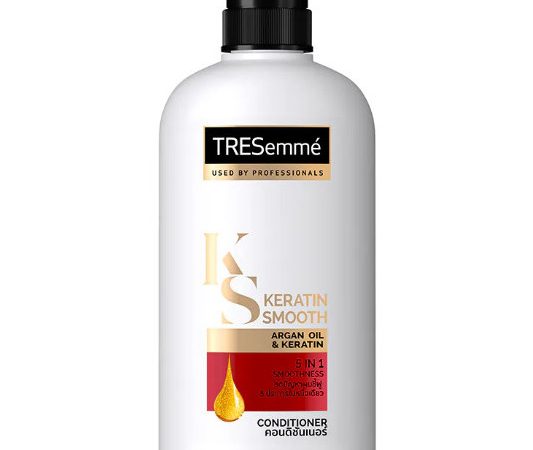 Разглаживающий кондиционер с кератином Tresemme Smooth 480 мл