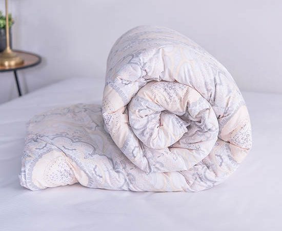 LUCKY MATTRESS 5 Ft. Md 027 Micro Touch Flower Style Duvet  74 X 90 Inches (188X228 CM.) Pink
