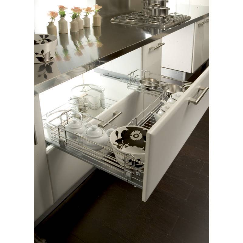 Корзина выкатная 900 мм бок. крепл. / к фасаду Хром с доводчиком 549.07.229 Hafele 