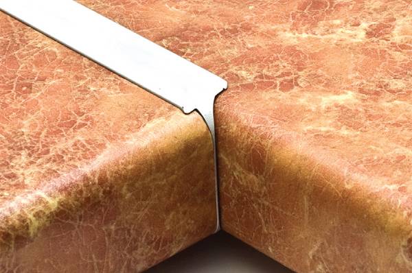 Планка 38 мм соединительная угловая 1U 3027М Мрамор белый 