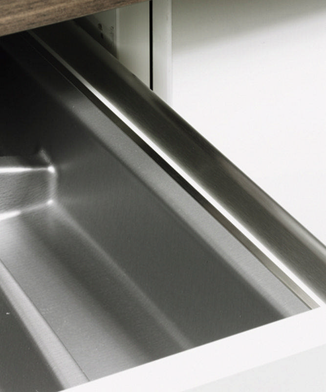 Карнизный профиль нержавеющая сталь для лотка OrgaTray, InnoTech 470мм Hettich 