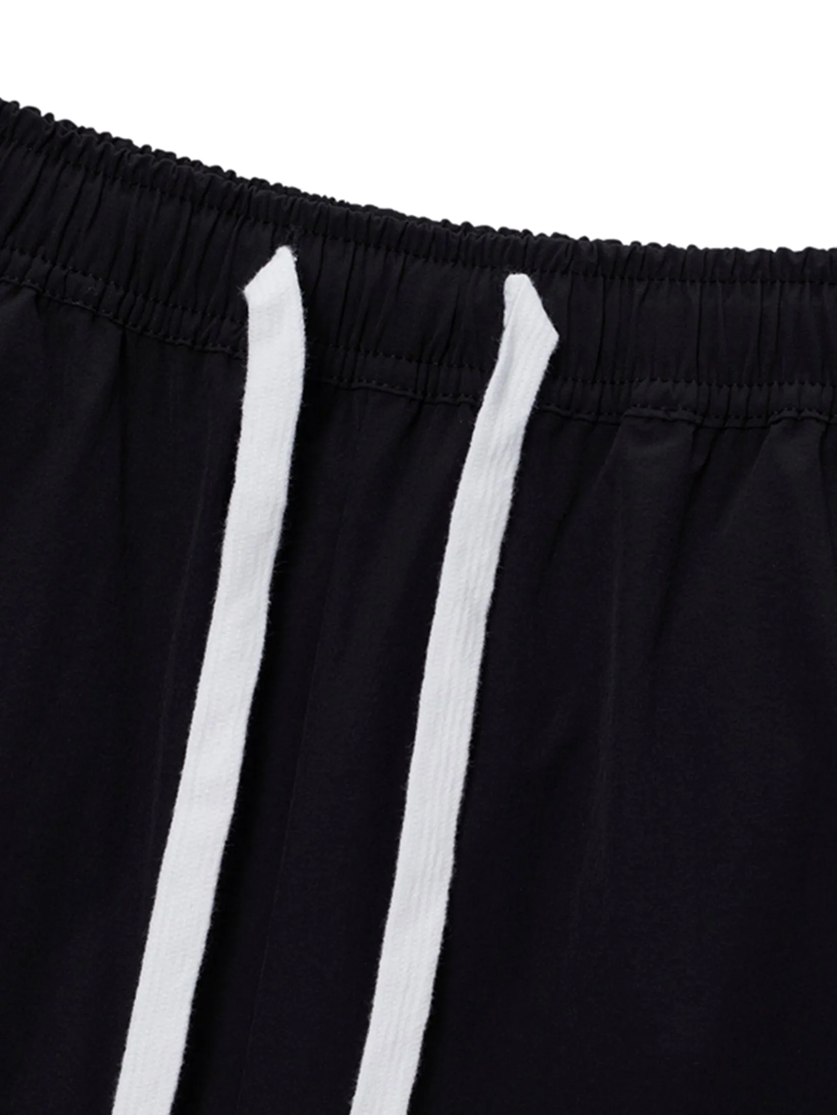 GIORDANO Women's Wide Leg Woven Pants (Snoopy) Black GIORDANO Women's Wide Leg Woven Pants (Snoopy) Black