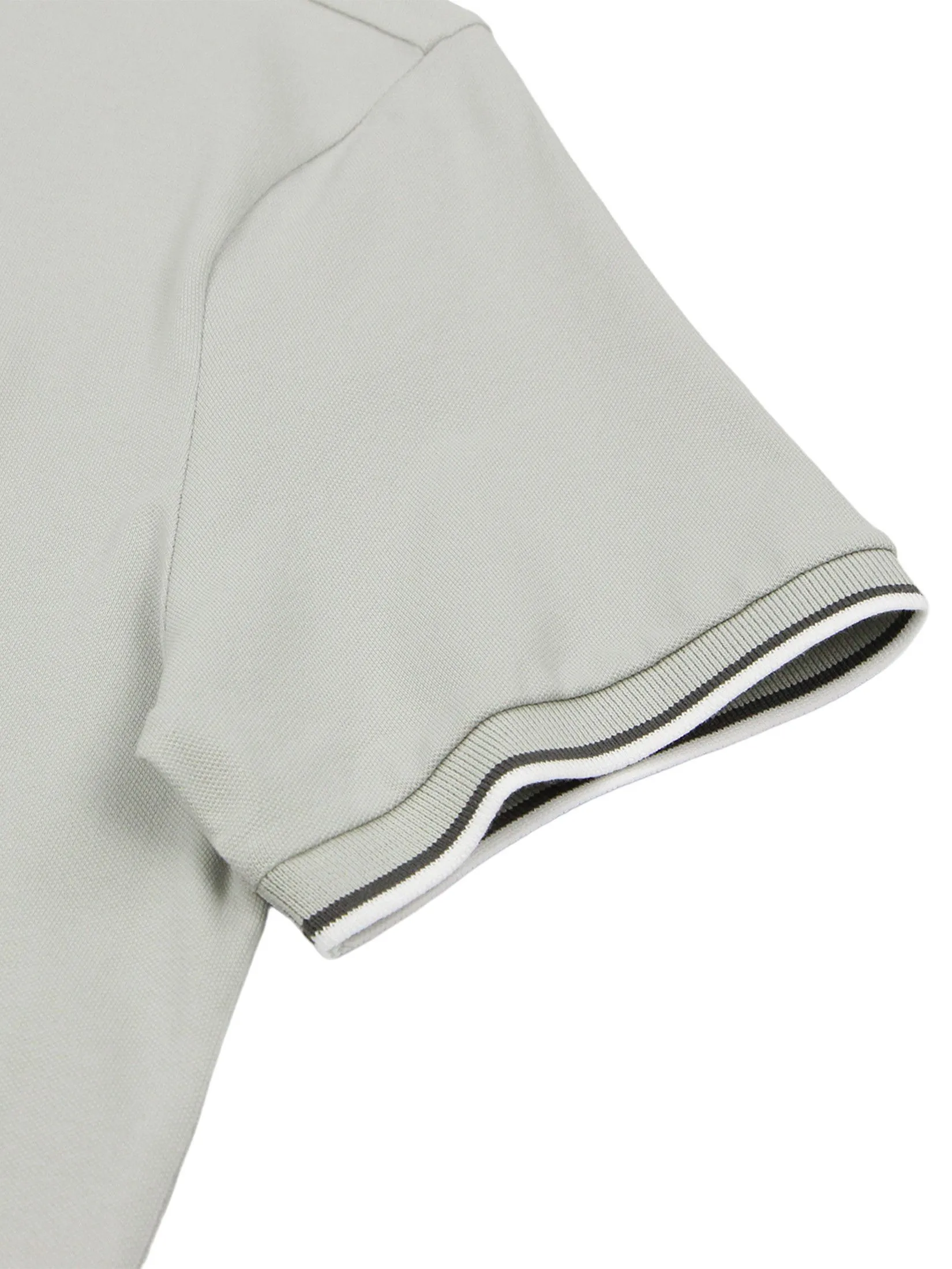 GIORDANO Men's Slim Embroidery Bold Polo (Signature) Pale Pine Grey GIORDANO Men's Slim Embroidery Bold Polo (Signature) Pale Pine Grey