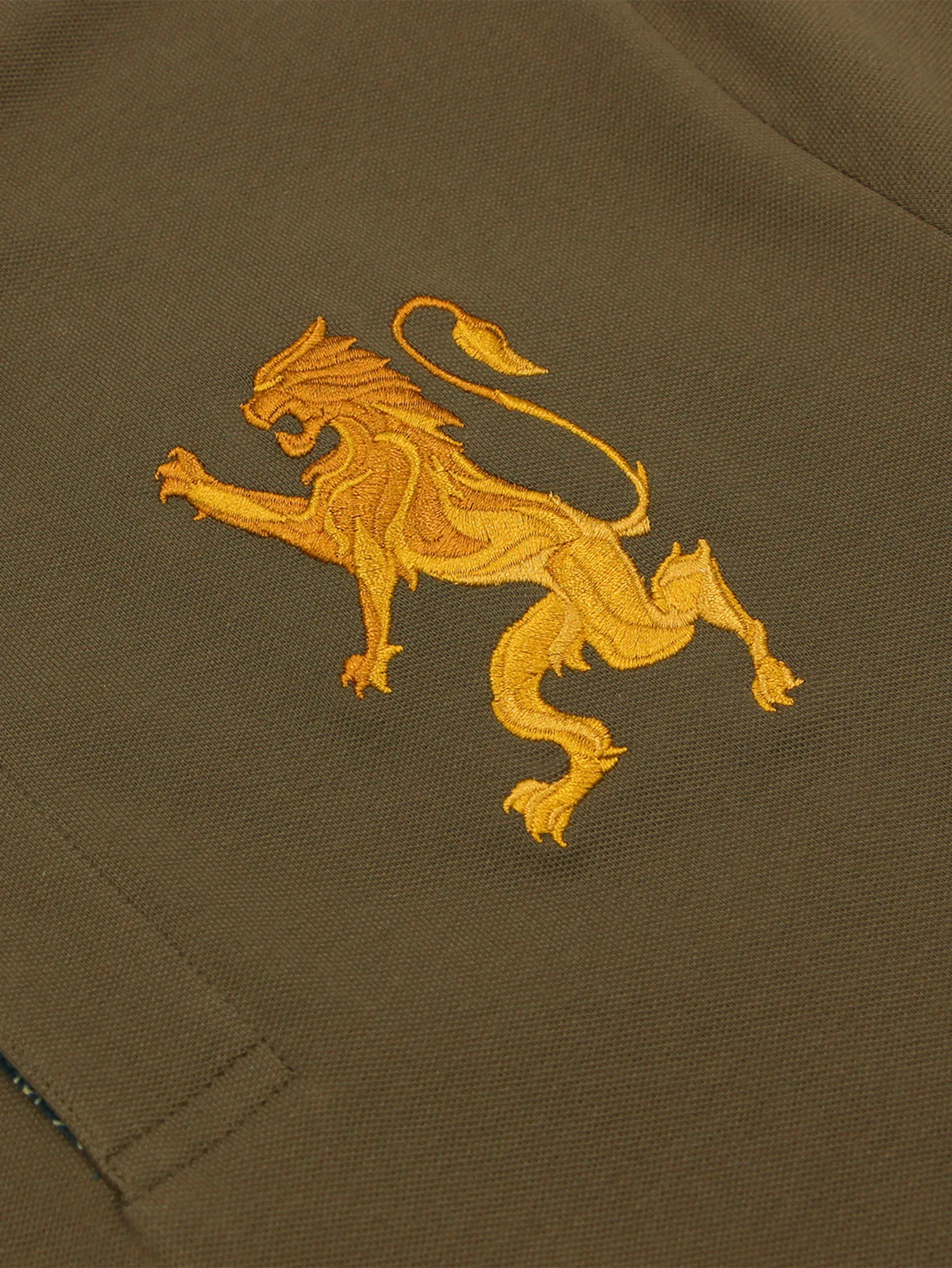 GIORDANO Men s Slim Embroidery Bold Polo (3D Lion) Brown Olive GIORDANO Men s Slim Embroidery Bold Polo (3D Lion) Brown Olive