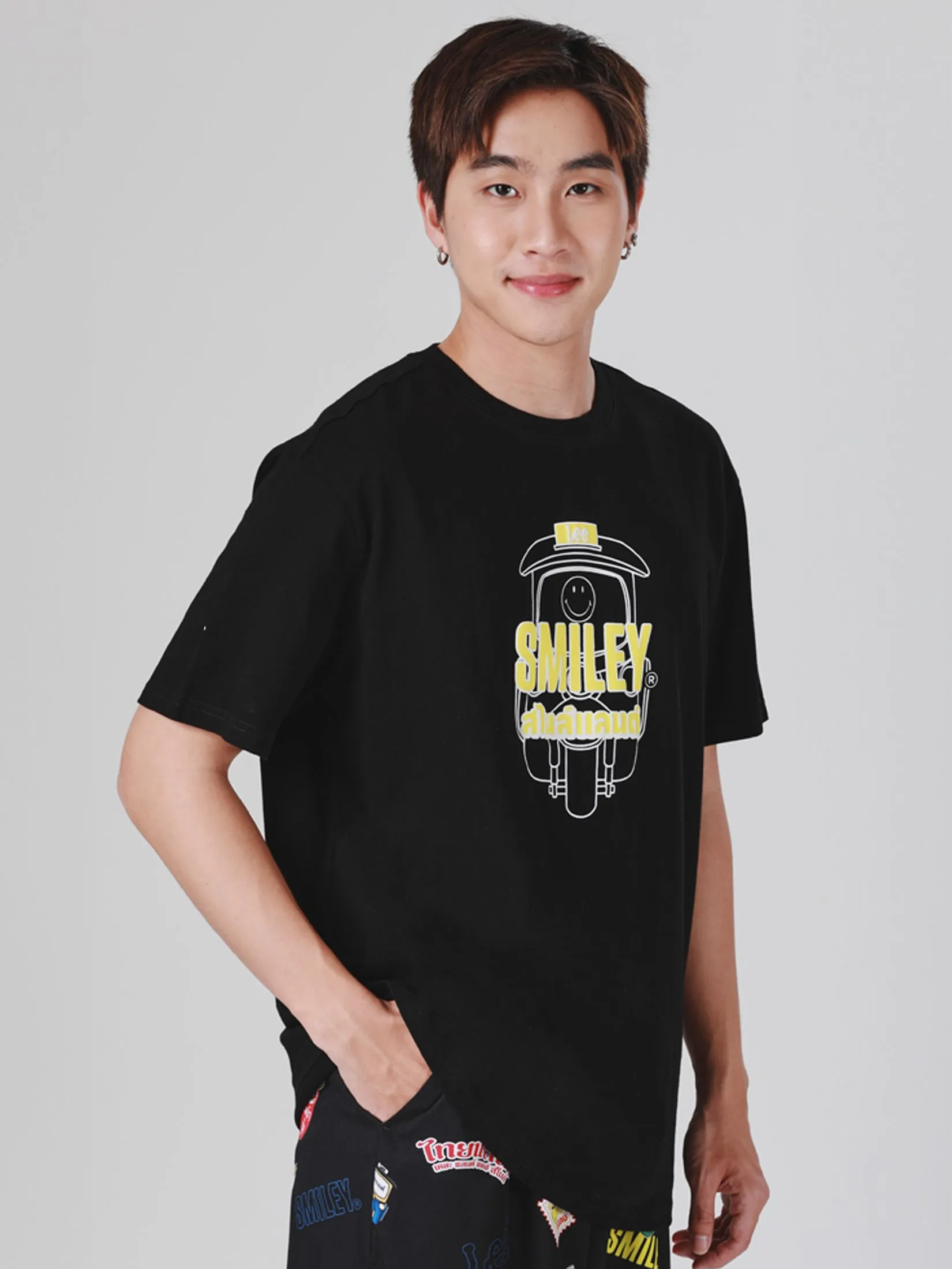 LEE Men's Tee Short Sleeve Lee Smiley Collection Comfort Fit Black LEE Men's Tee Short Sleeve Lee Smiley Collection Comfort Fit Black