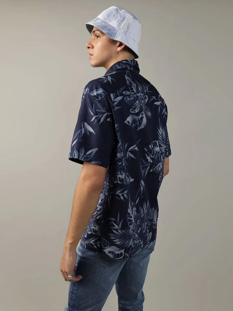 American Eagle MEN SCOTT FLORAL SS OVERSIZED CSC 32S POPLIN BLEACH WASH 410 NAVY American Eagle MEN SCOTT FLORAL SS OVERSIZED CSC 32S POPLIN BLEACH WASH 410 NAVY